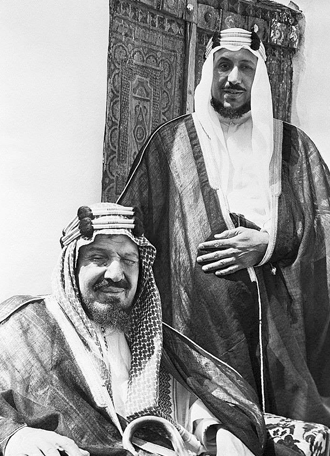 الملك فيصل بن عبد العزيز سنة 1943  Copy  Copy